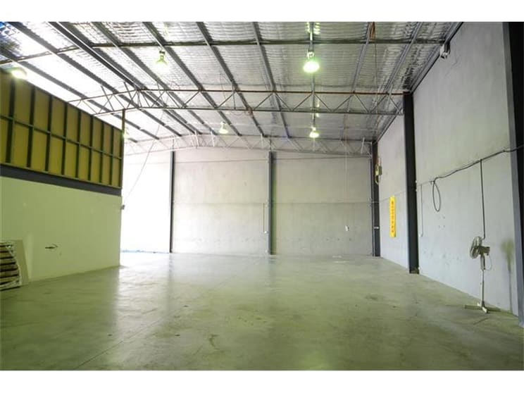 Click to view all images Unit 1/38 Shipley Drive Rutherford NSW 2320 - Image 3