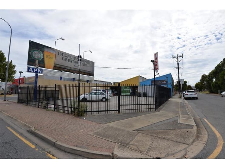 Click to view all images 325 South Road Mile End South SA 5031 - Image 3