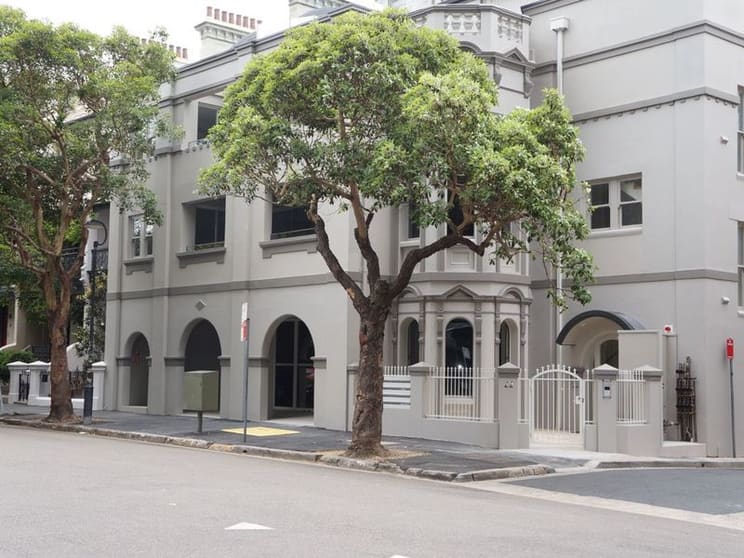 Click to view all images 22 Rockwall Crescent Potts Point NSW 2011 - Image 1