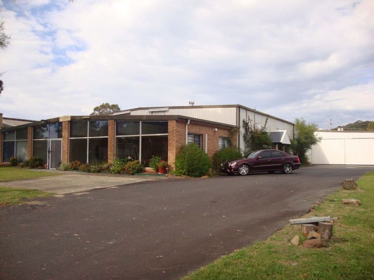 Click to view all images 37 & 37A Ace Crescent Tuggerah NSW 2259 - Image 1