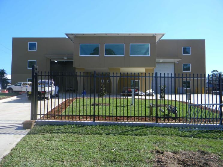 Click to view all images Smithfield NSW 2164 - Image 1