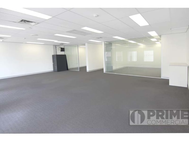 902/221 Miller Street North Sydney NSW 2060 - Image 1