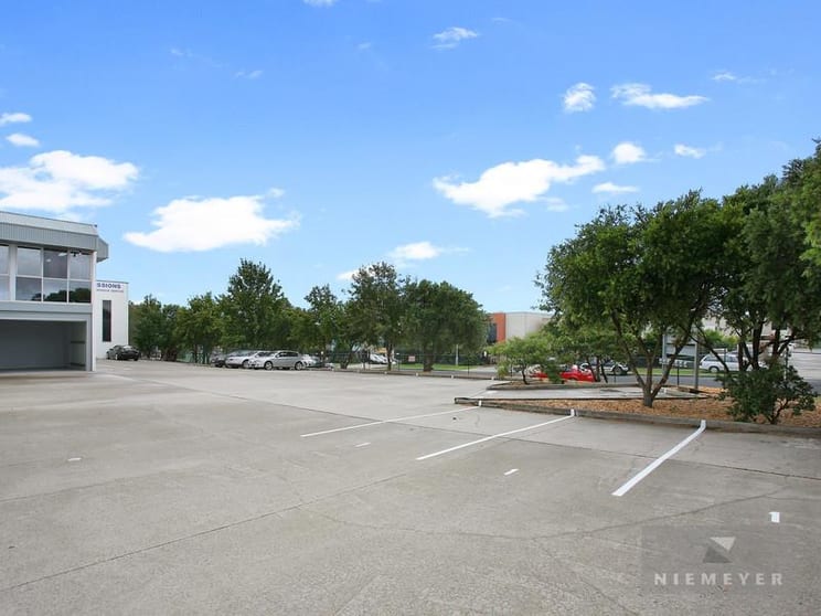 5 Cary Grove Minto NSW 2566 - Image 1