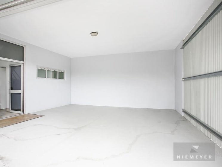 5 Cary Grove Minto NSW 2566 - Image 2