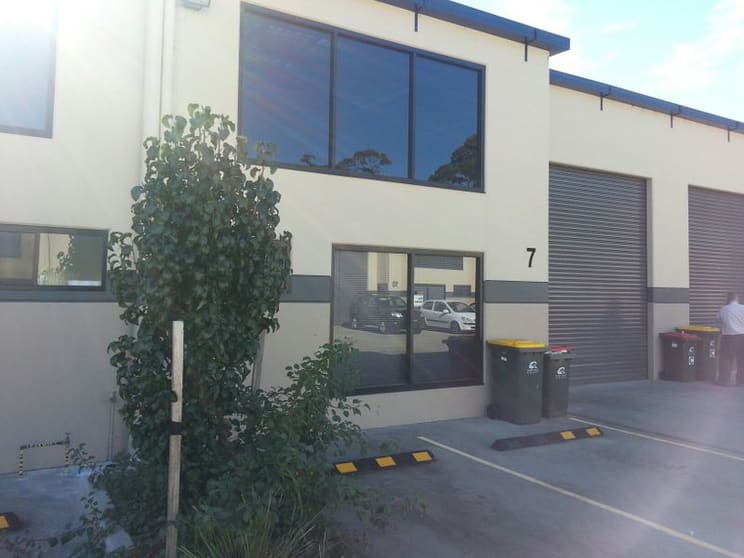 Click to view all images 7/8 Teamster Close Tuggerah NSW 2259 - Image 1