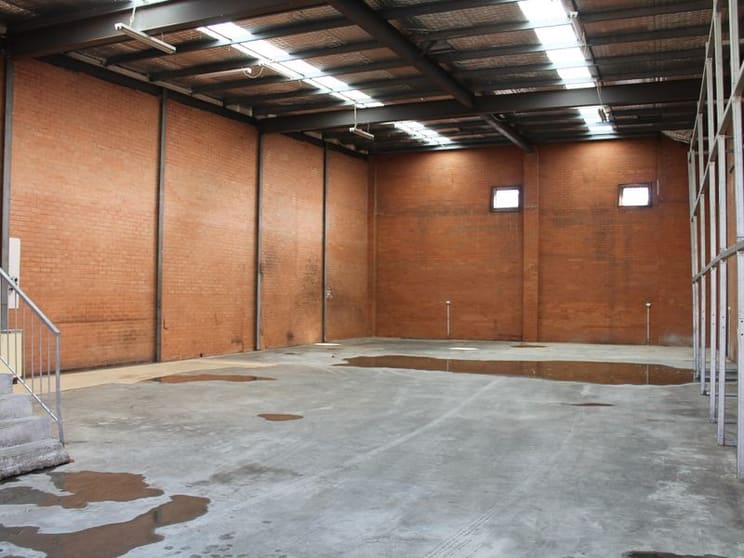 Click to view all images 3/159-163 Penshurst Street Beverly Hills NSW 2209 - Image 2
