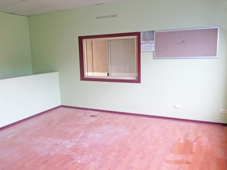 Click to view all images 20 Keith Street Maidstone VIC 3012 - Image 3