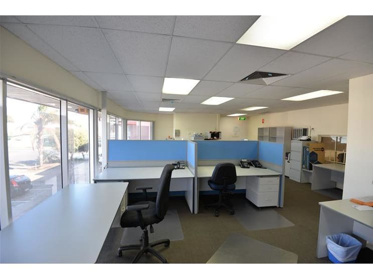 Click to view all images 44 George Street Thebarton SA 5031 - Image 3