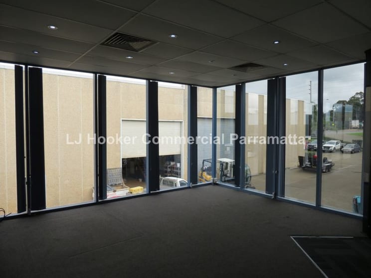 Click to view all images Wetherill Park NSW 2164 - Image 3