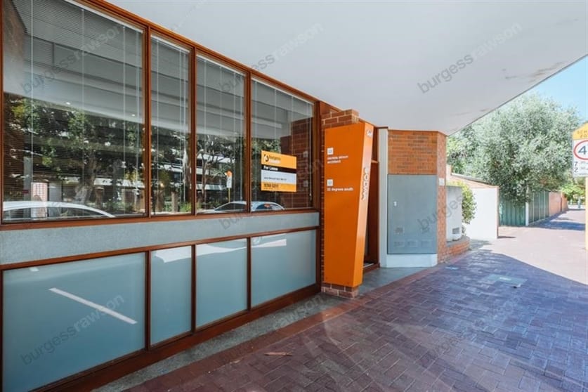 Click to view all images 140 Onslow Road Shenton Park WA 6008 - Image 3