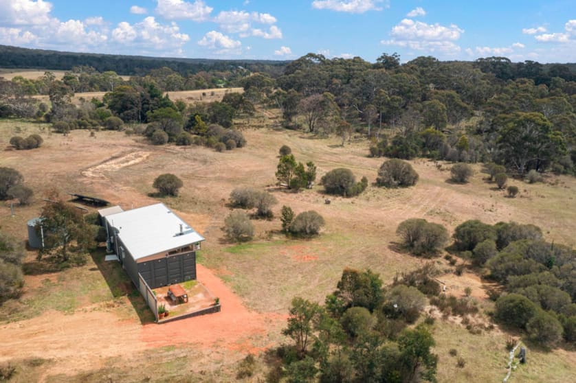 Click to view all images 4 Grants Road Durran Durra NSW 2622 - Image 2