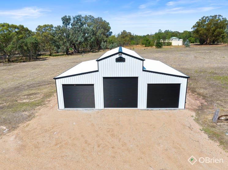 Click to view all images 1 Warby Range Road Wangaratta South VIC 3678 - Image 2
