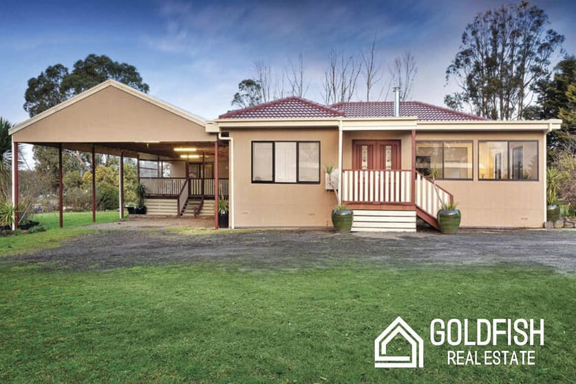 Click to view all images 180 Bells Road Smythes Creek VIC 3351 - Image 1
