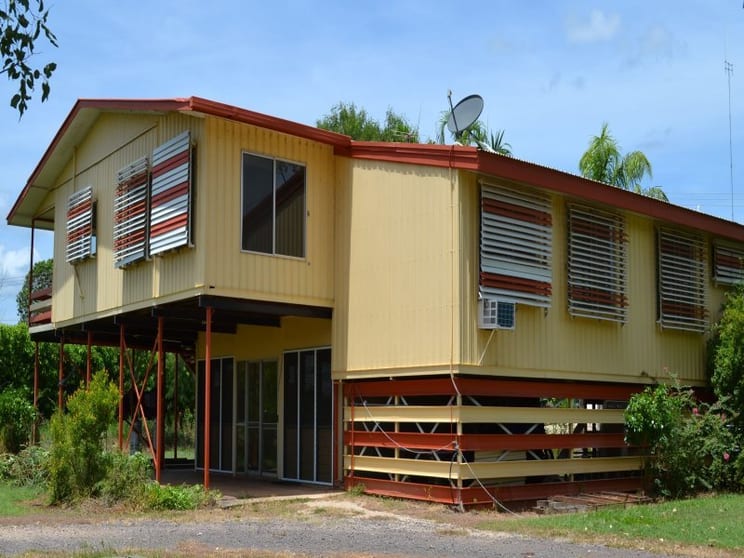 Click to view all images 130 Emungalan Road Katherine NT 0850 - Image 1
