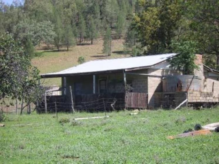 Click to view all images Wallangra NSW 2360 - Image 2