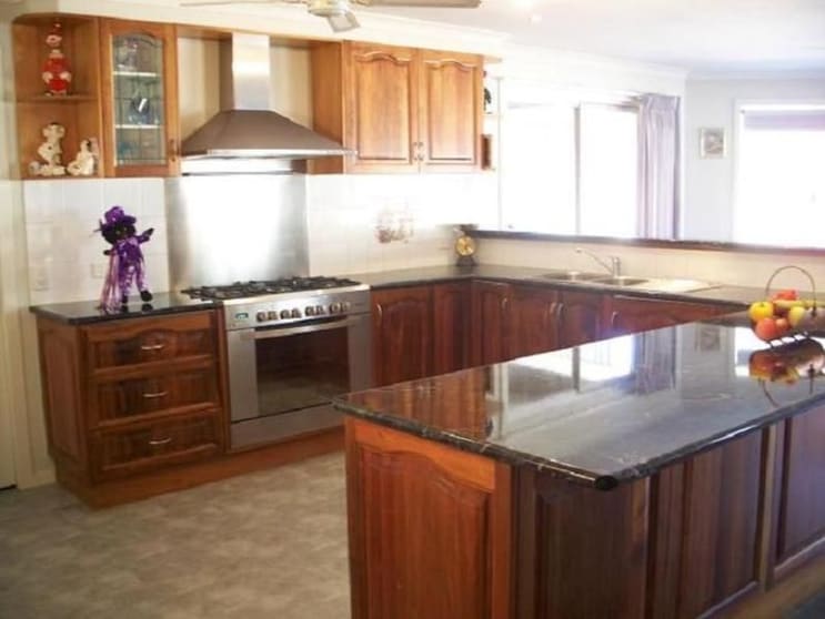 Click to view all images 157 Gannaway Rd Sebastian VIC 3556 - Image 2