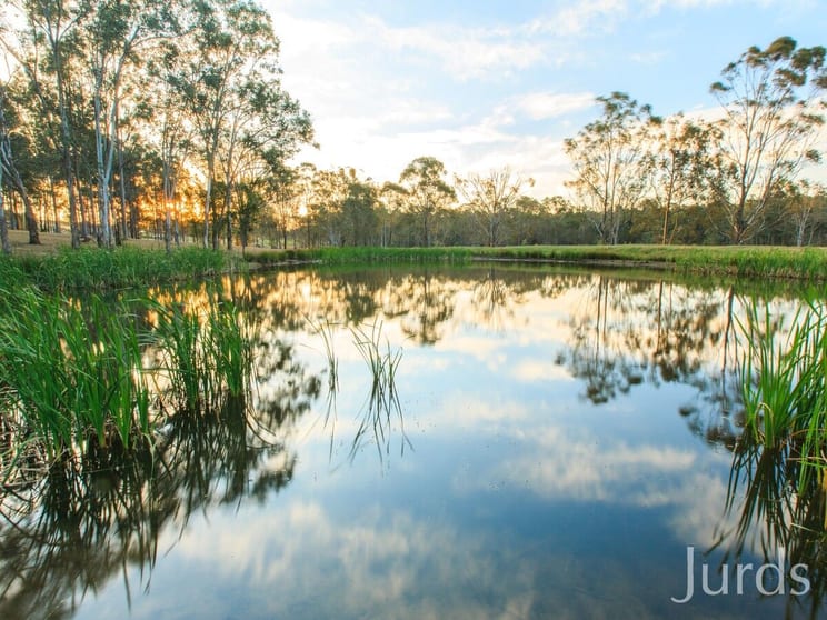 Click to view all images 40 Mistletoe Lane Pokolbin NSW 2320 - Image 2