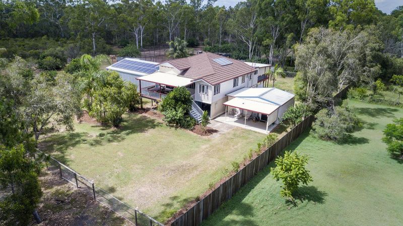 Click to view all images 19 Ritchie Rd Torbanlea QLD 4662 - Image 1