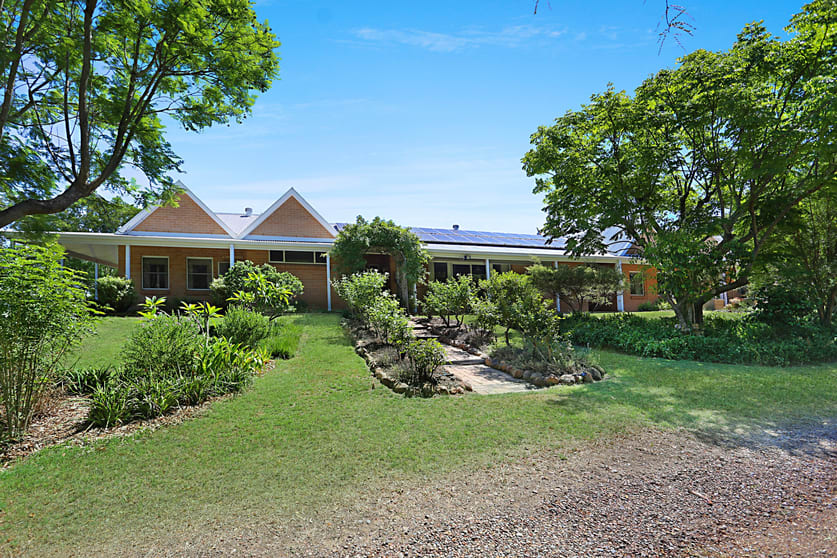 Click to view all images 377 Lambs Valley Road Lambs Valley NSW 2335 - Image 2