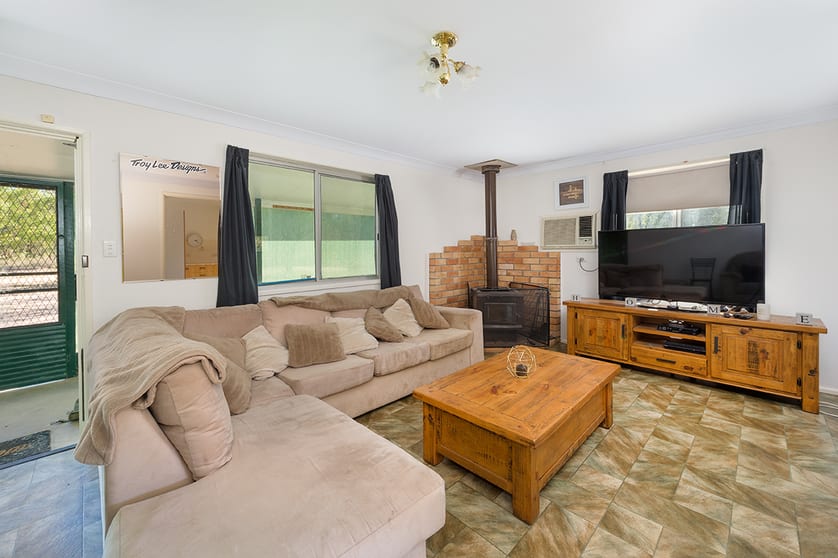 Click to view all images 701 Cypress Drive Mudgee NSW 2850 - Image 2