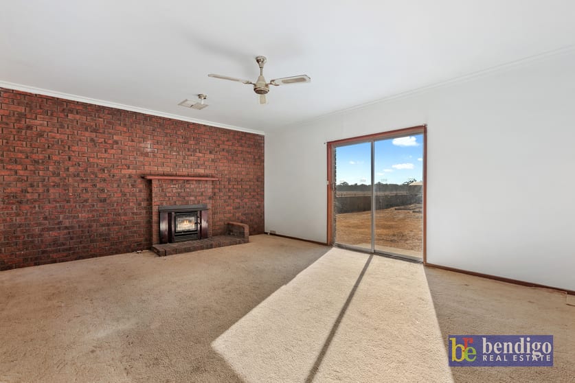 Click to view all images 1530 Bendigo-Pyramid Road Sebastian VIC 3556 - Image 2