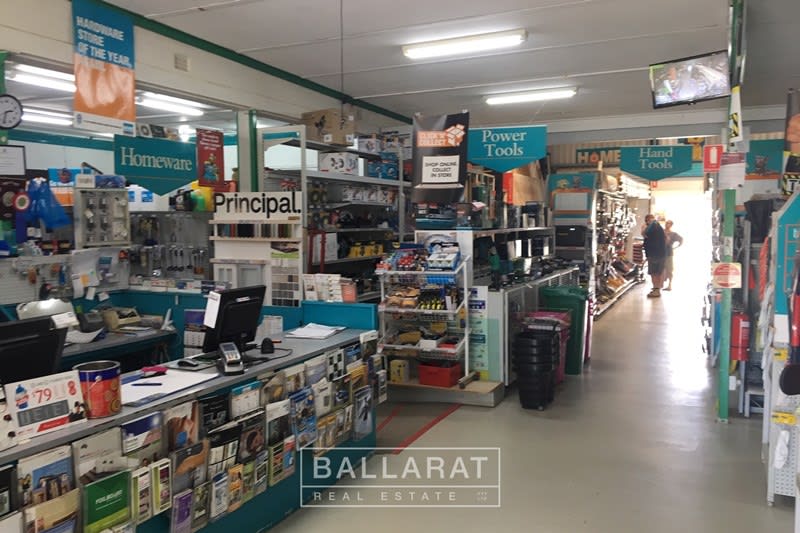 142 Godfrey Street Boort VIC 3537 - Image 2