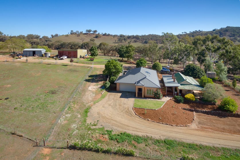 Click to view all images 185 Central Reserve Road Ettamogah NSW 2640 - Image 2