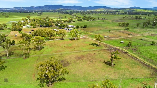 Click to view all images 38 River Road Beaudesert QLD 4285 - Image 2