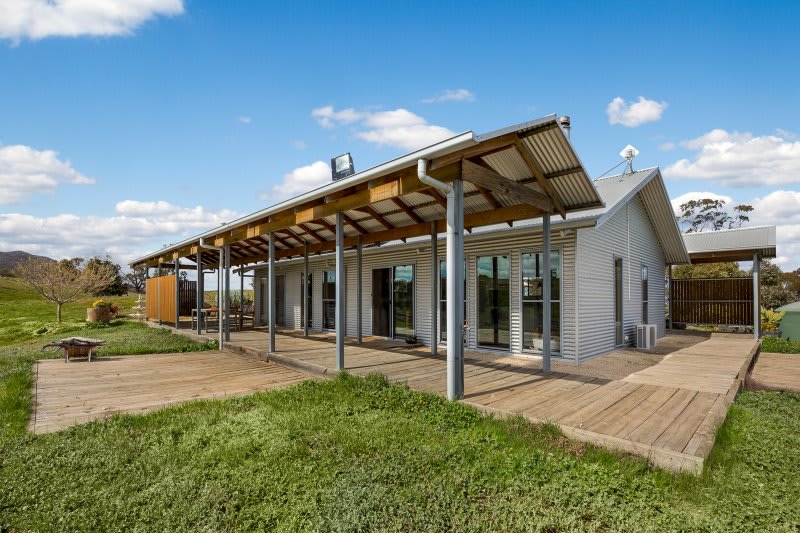 Click to view all images 160 Coppermine Road Heathcote VIC 3523 - Image 2
