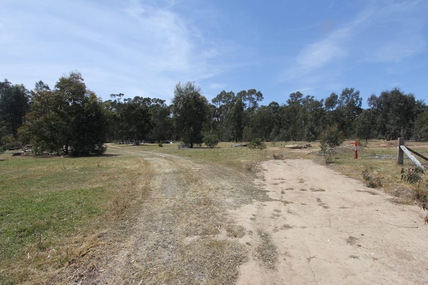 Click to view all images 10 & 12 Hirds Road Heathcote VIC 3523 - Image 3