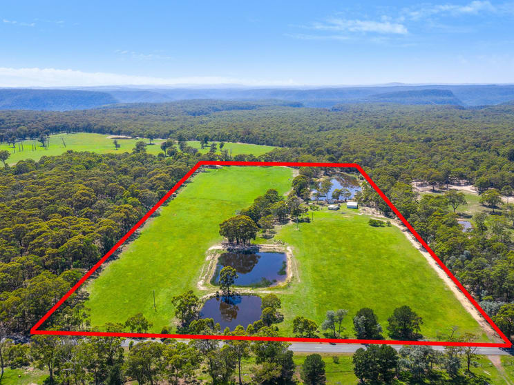 Click to view all images 1310 Tugalong Road Canyonleigh NSW 2577 - Image 2