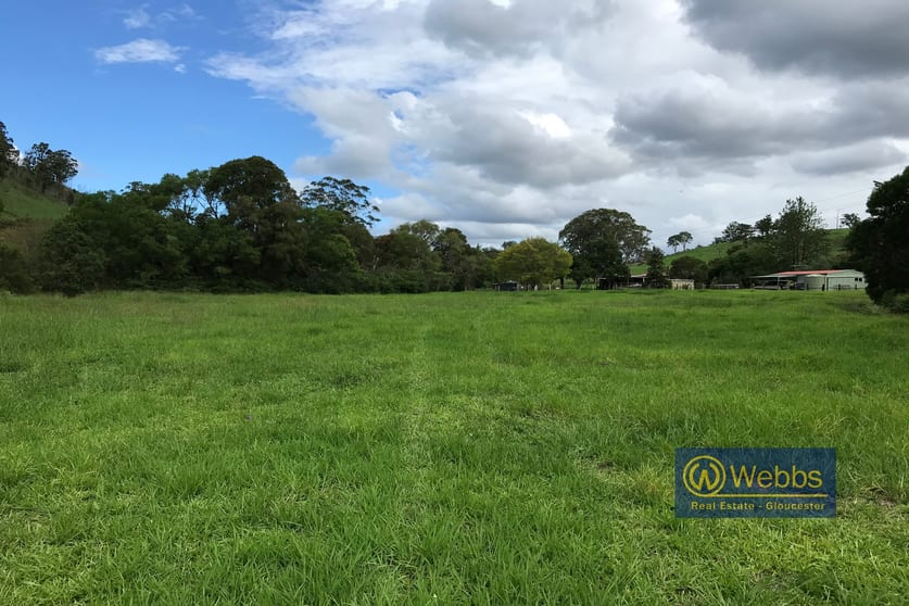 Click to view all images 2135 Waukivory Road Gloucester NSW 2422 - Image 2