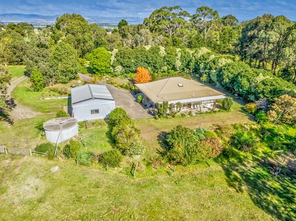 392 Moe Willow Grove Road Tanjil South VIC 3825 - Image 2