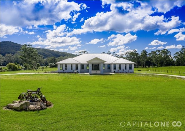 Click to view all images 333 Yarramalong Road Wyong Creek NSW 2259 - Image 1