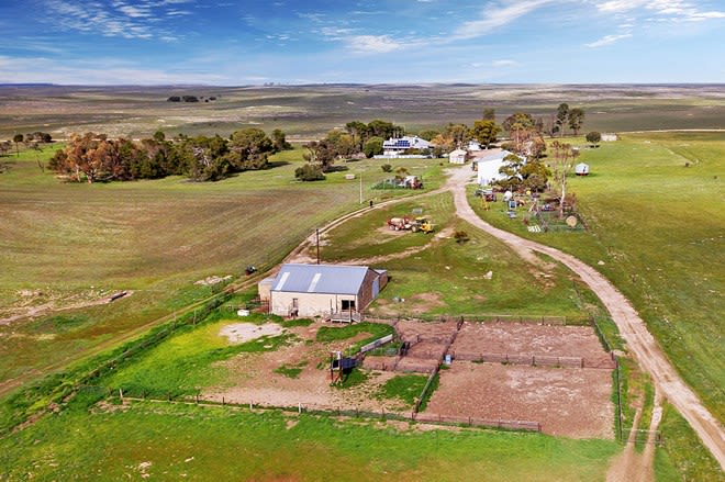 3483 Nowhere Else Road Tooligie SA 5607 - Image 1