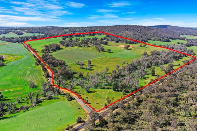Click to view all images 56 Redman Road Williams WA 6391 - Image 2