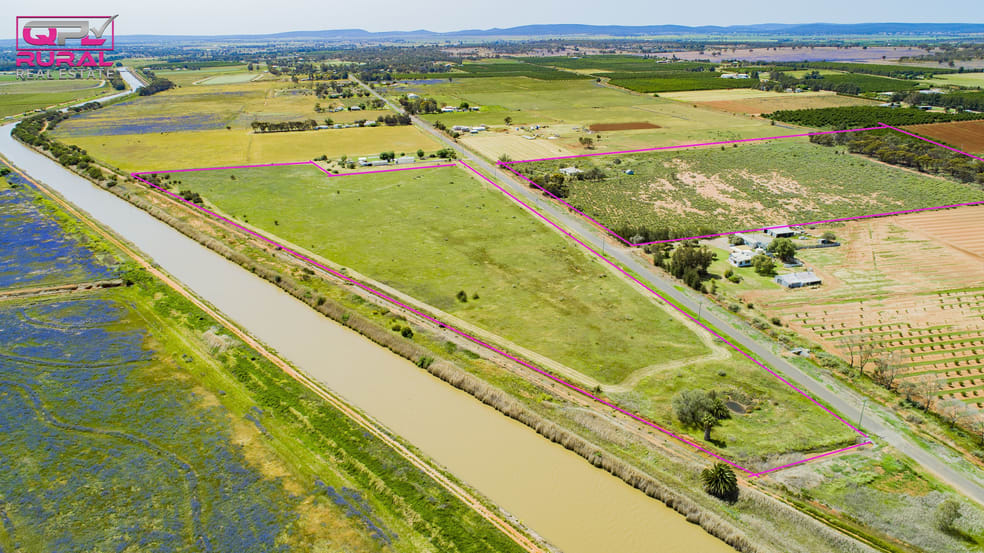 Click to view all images 221 Canal Road Leeton NSW 2705 - Image 1