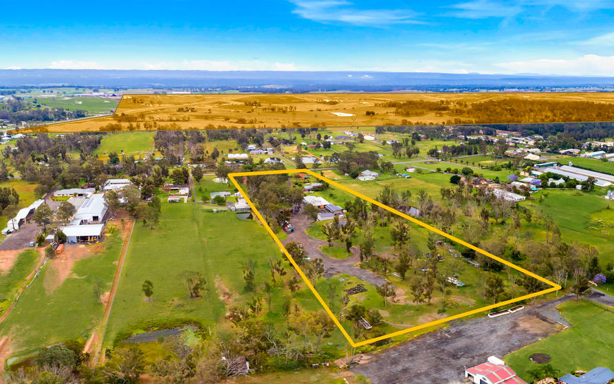 Click to view all images 85 Mersey Road Bringelly NSW 2556 - Image 1