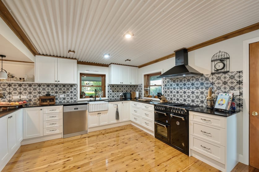Click to view all images 3775 Clarence Town Road, Brookfield Via Dungog NSW 2420 - Image 3