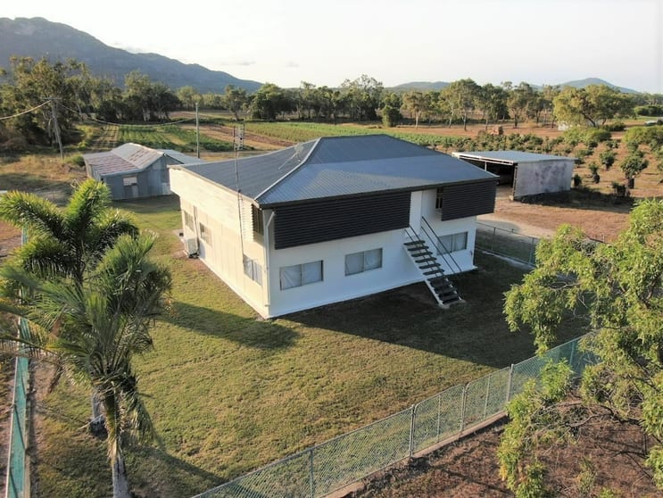 Click to view all images 306 East Euri Road Bowen QLD 4805 - Image 1