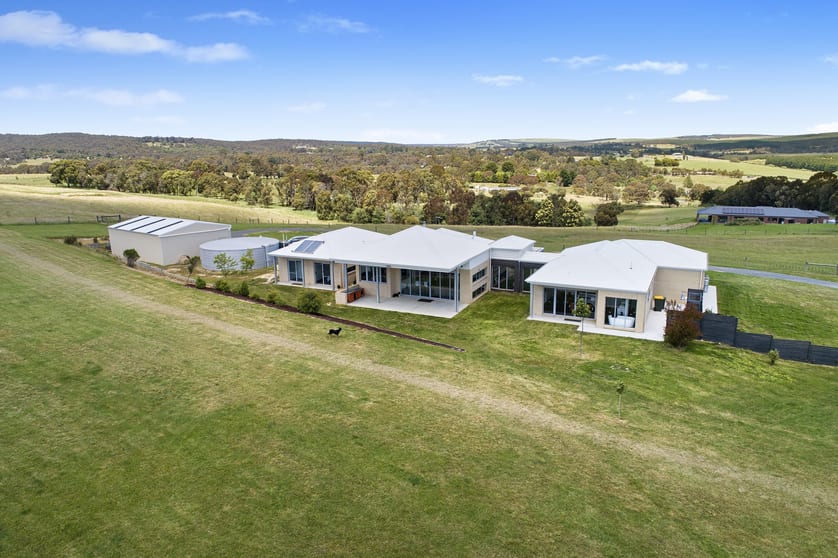 411 Buninyong - Mount Mercer Road Durham Lead VIC 3352 - Image 2
