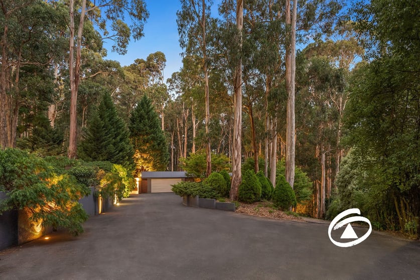 Click to view all images 14 Selby-Aura Road Menzies Creek VIC 3159 - Image 3