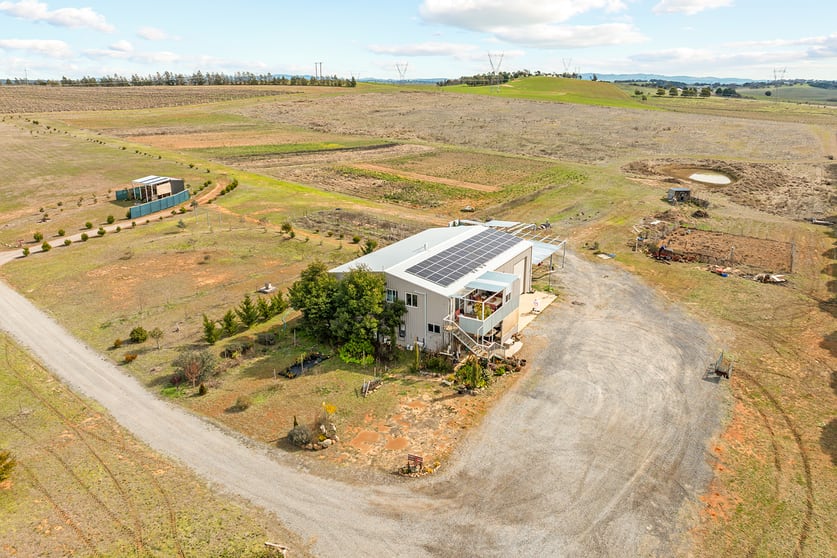 218 Dog Trap Road Yass NSW 2582 - Image 2