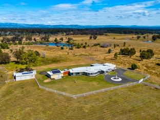 Click to view all images 13 Zabel Drive Plainland QLD 4341 - Image 1