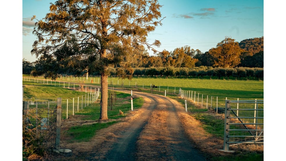 Click to view all images 152 Wilkinsons Lane Euroa VIC 3666 - Image 2
