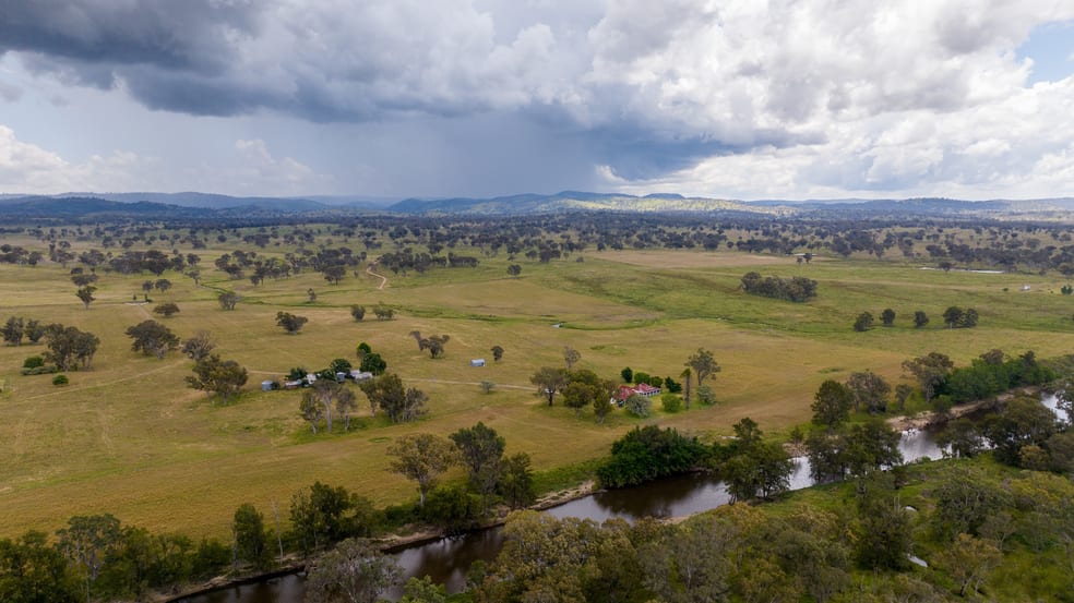 Click to view all images 1548 Gwydir River Road Camerons Creek NSW 2359 - Image 1