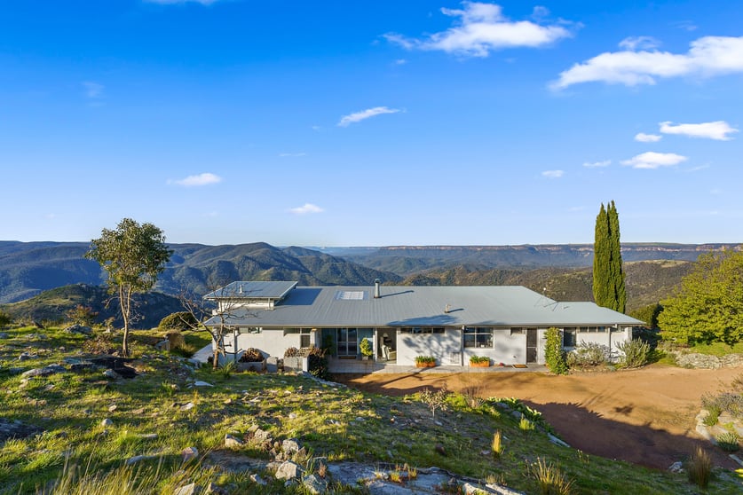 Click to view all images Bullio NSW 2575 - Image 2