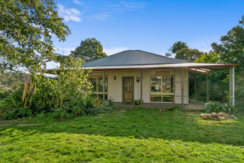 Click to view all images 1308 Grand Ridge Road Blackwarry VIC 3844 - Image 3