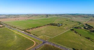 1359 Lincoln Highway North Shields SA 5607 - Image 2