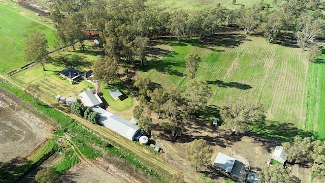 Click to view all images 253 Koondrook Murrabit Road Koondrook VIC 3580 - Image 2
